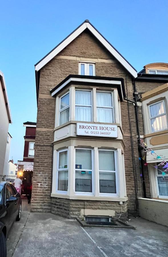 ホテル Bronte House ブラックプール エクステリア 写真